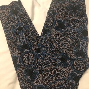 LuLaRoe OS Leggings